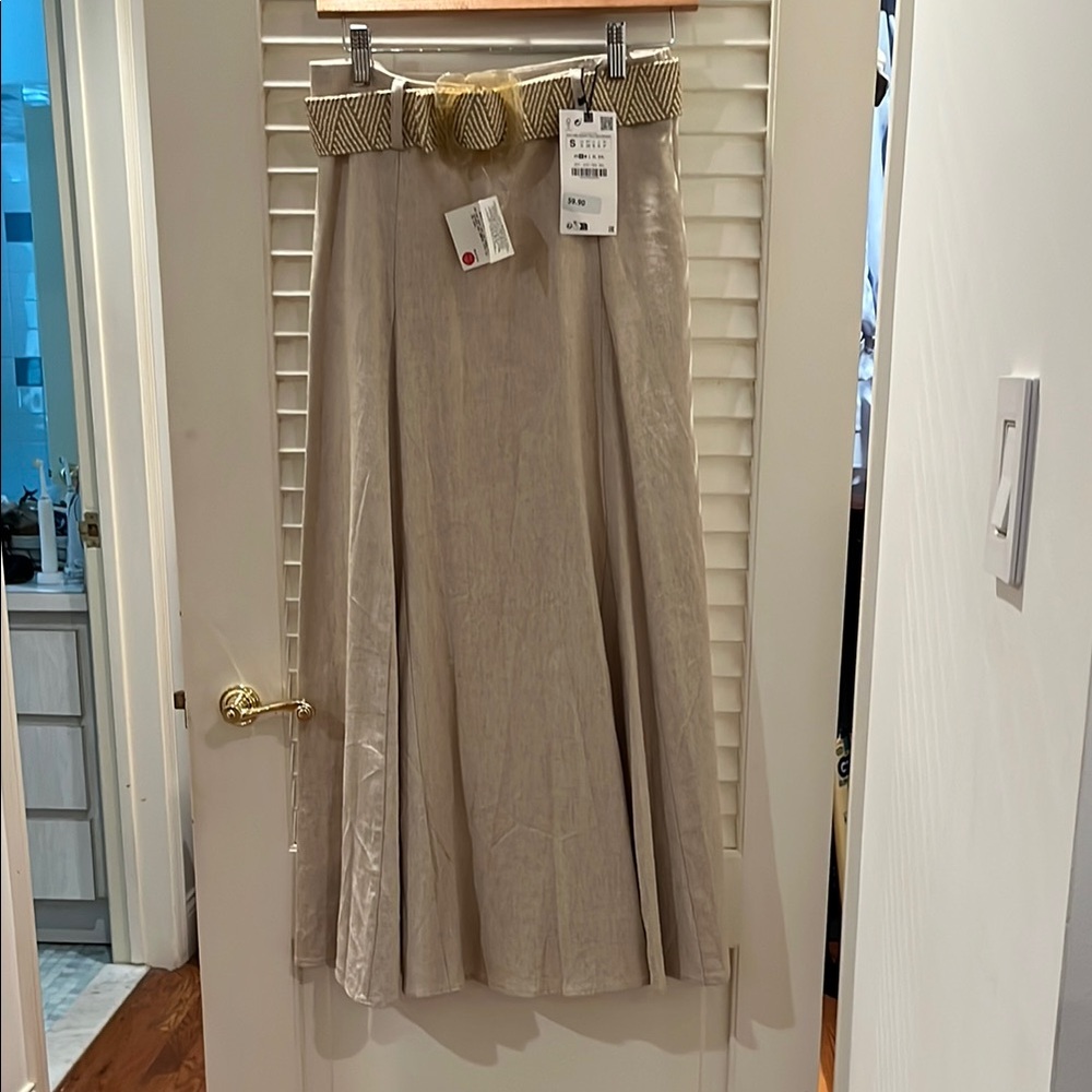 Elegant Tan Skirt with Belt